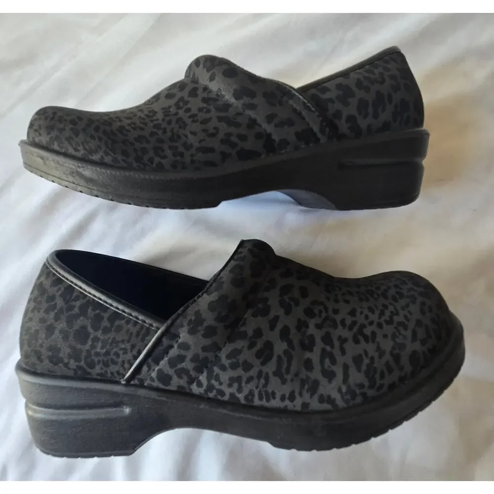 DUNES Women's Work Slip Resistant Slip on Animal Print Cheetah Black Shoes 7.5 - Picture 4 of 5
